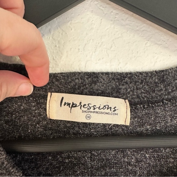 Impressions Gray Long Sleeve Sweatshirt with Front Pocket – Size 1X - Picture 4 of 7